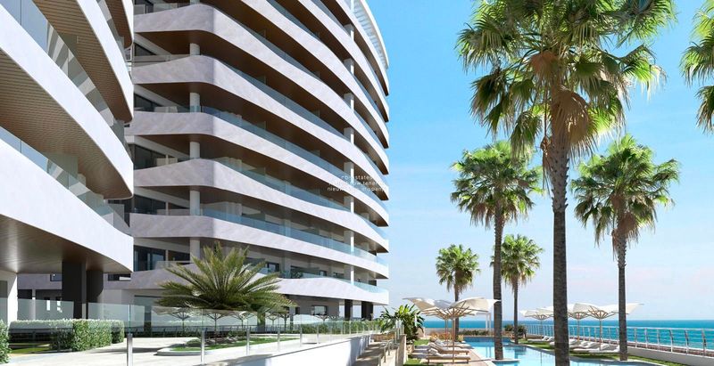 Wohnung zu verkaufen La Manga del Mar Menor, Murcia. Ref: 4749. NB - ESTATES