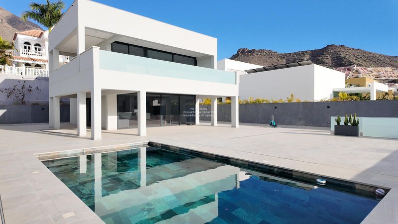 Villa zu verkaufen Costa Adeje, Santa Cruz Tenerife. Ref: 4945. NB - ESTATES