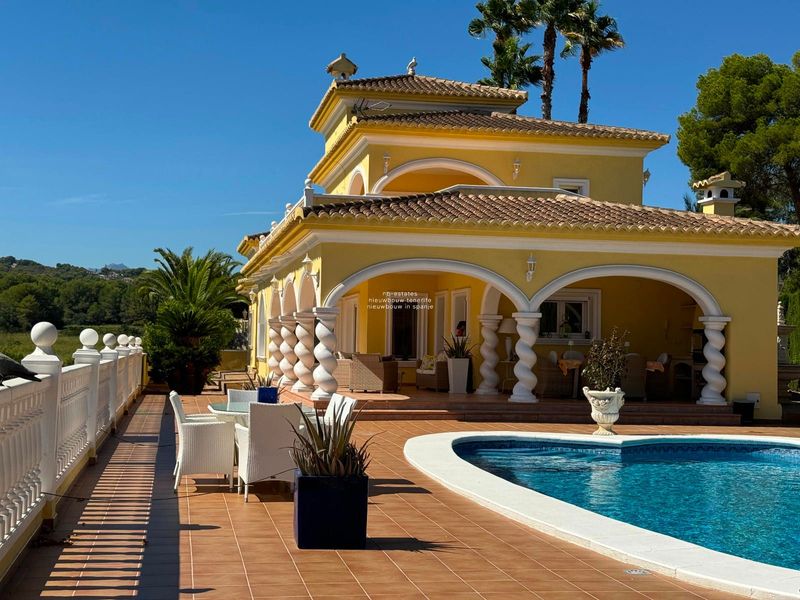 Villa zu verkaufen Moraira, Alicante. Ref: 5048. NB - ESTATES