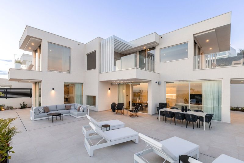 Heim zu verkaufen Costa Adeje, Santa Cruz Tenerife. Ref: 5293. NB - ESTATES