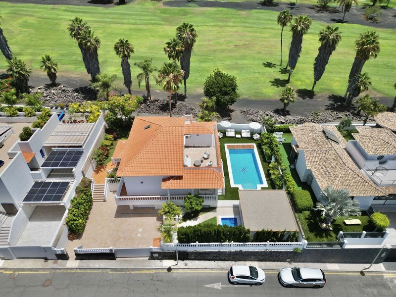 Villa zu verkaufen Costa Adeje, Santa Cruz Tenerife. Ref: 5346. NB - ESTATES