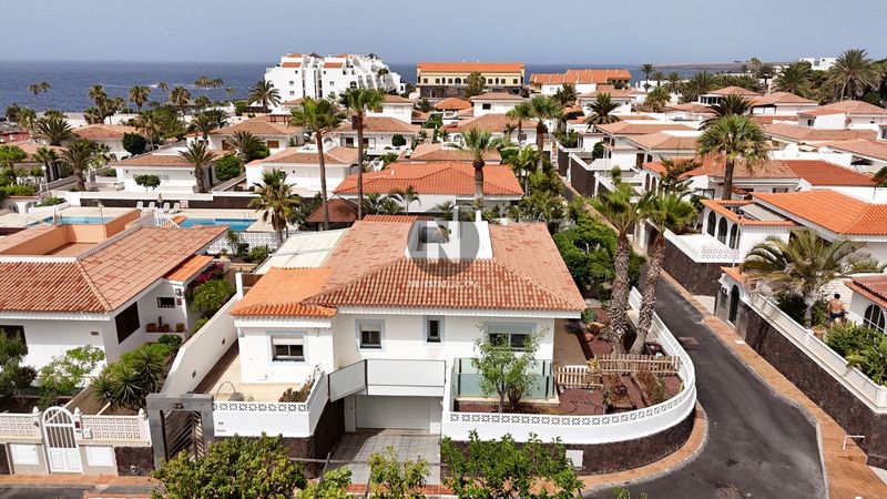 Villa te koop Costa Del Silencio, Santa Cruz Tenerife. Ref: 5665. NB - ESTATES