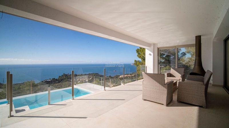 Heim zu verkaufen Altea, Alicante. Ref: 5858. NB - ESTATES