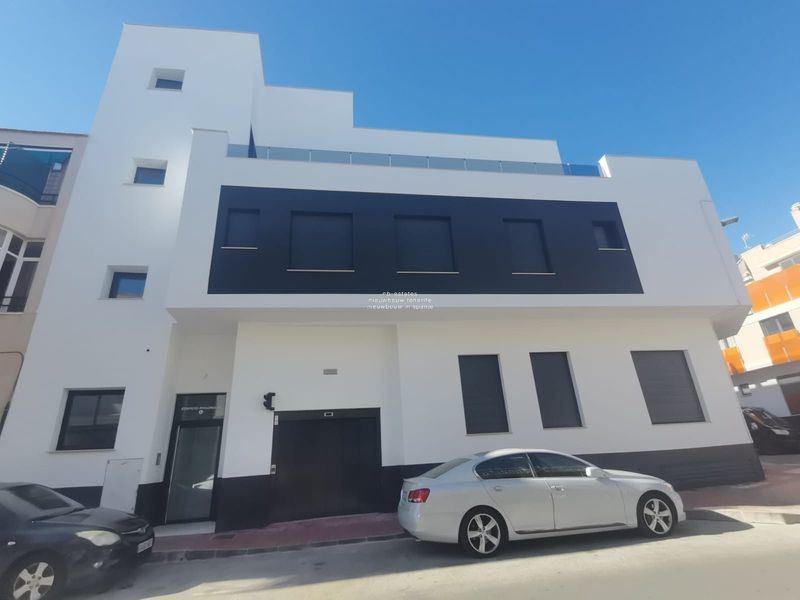 Flat for sale Torrevieja, Alicante. Ref: 6247. NB - ESTATES