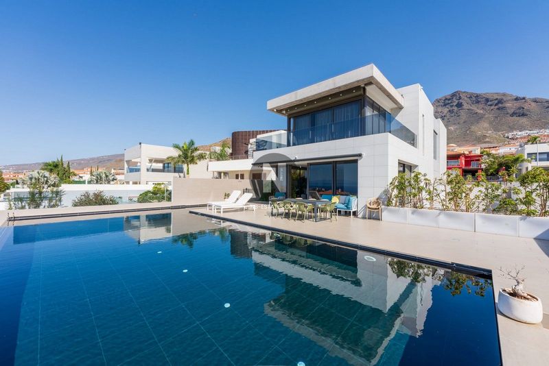 Villa zu verkaufen Costa Adeje, Santa Cruz Tenerife. Ref: 6513. NB - ESTATES