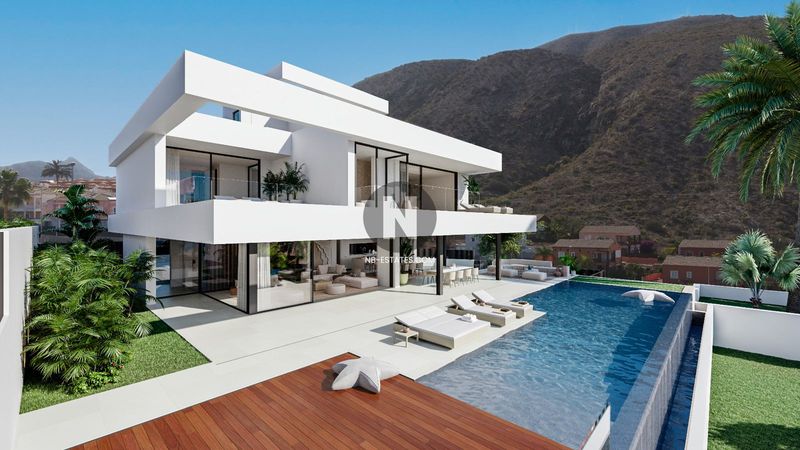 Villa te koop Playa De Los Cristianos, Santa Cruz Tenerife. Ref: 6577. NB - ESTATES