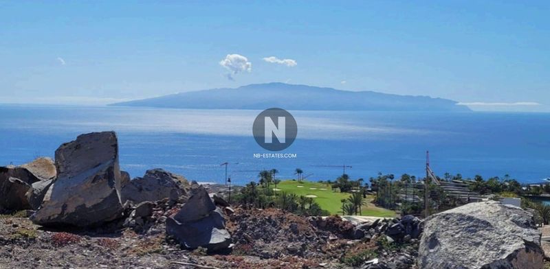 Perceel te koop Guia De Isora, Santa Cruz Tenerife. Ref: 6677. NB - ESTATES