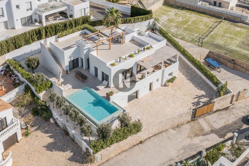 Villa te koop Moraira, Alicante. Ref: 7119. NB - ESTATES