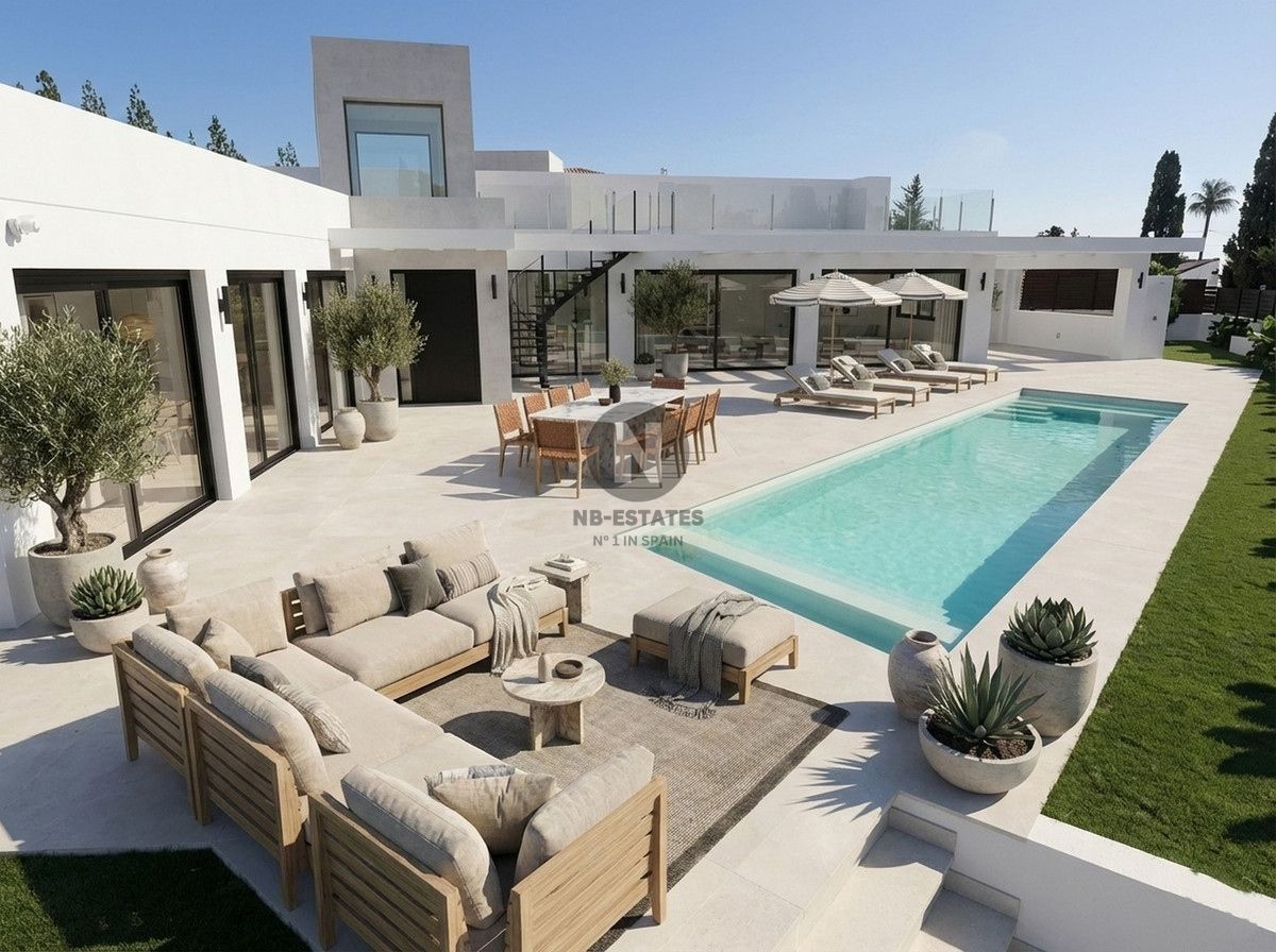Villa for sale in Mijas, Málaga