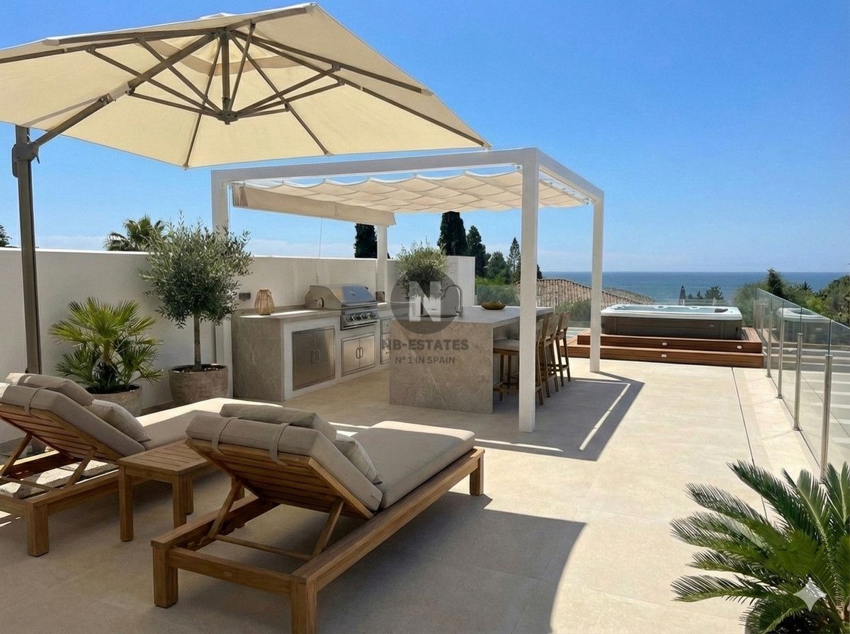 Villa for sale in Mijas, Málaga