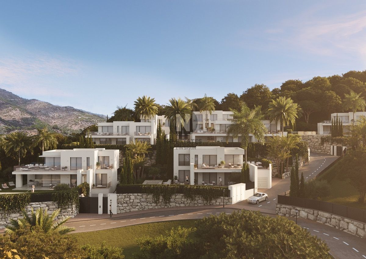 Villa for sale in Mijas, Málaga