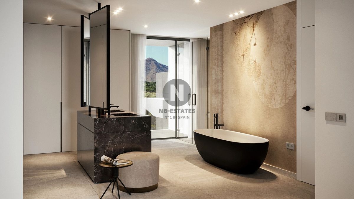 Flat for sale in Casares, Málaga