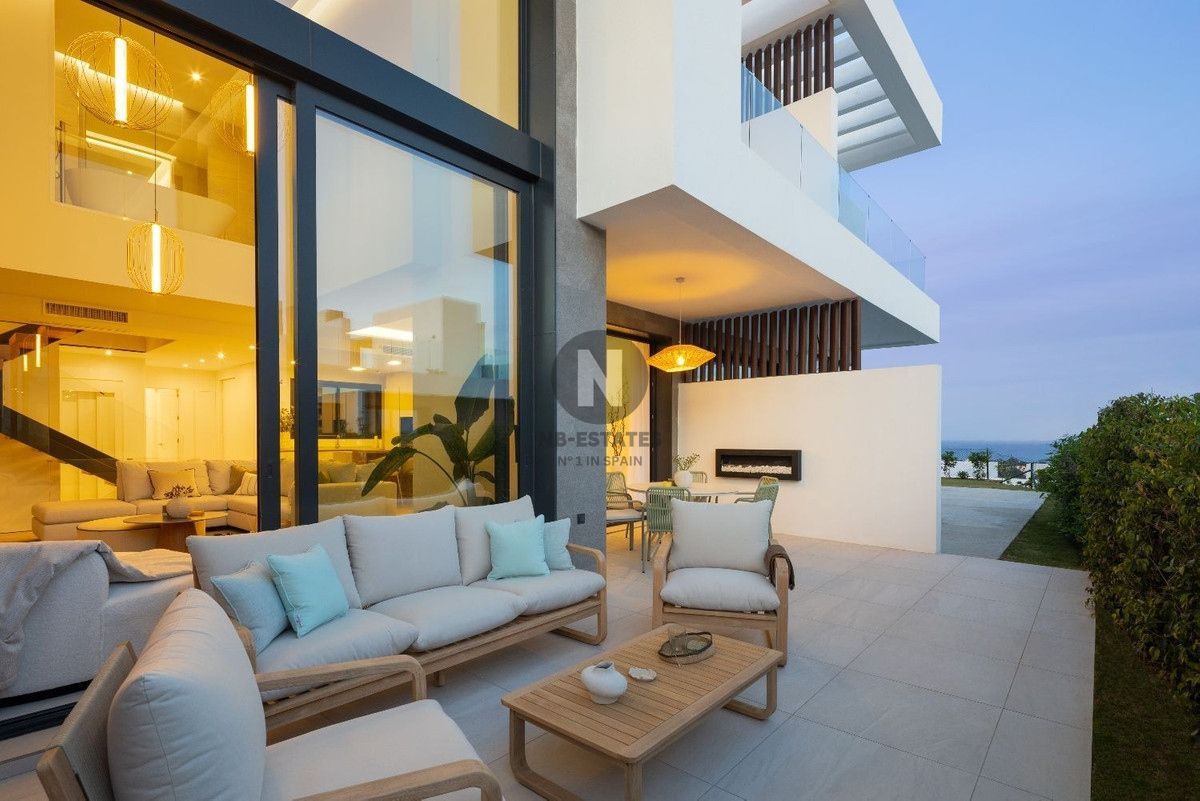 Villa for sale in Marbella, Málaga
