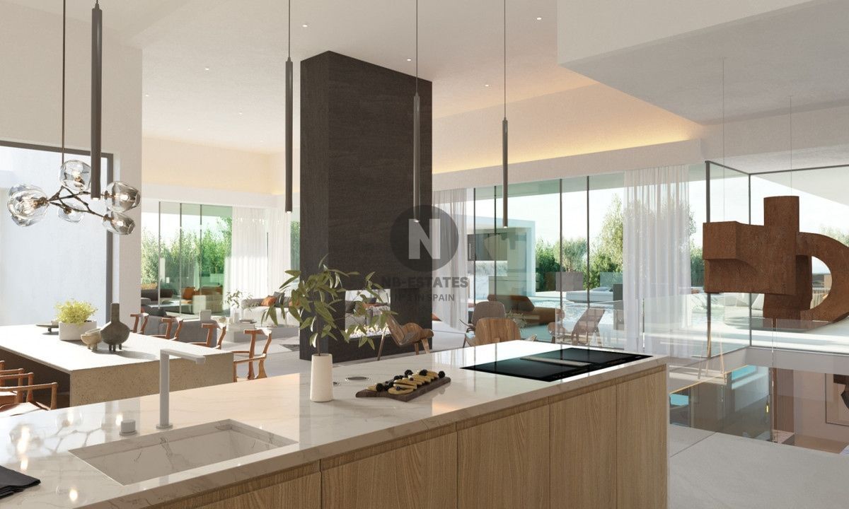 Villa for sale in Benalmádena, Málaga