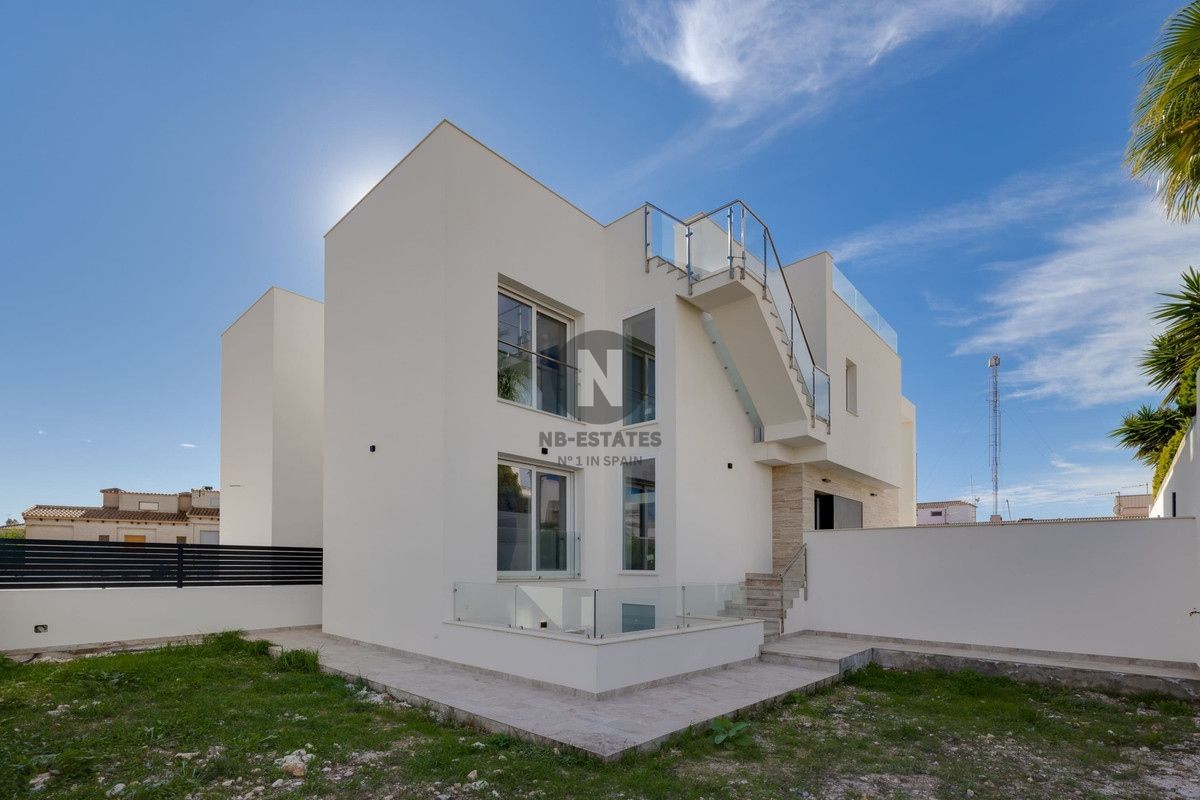 Villa te koop in Torrevieja, Alicante - Foto 3
