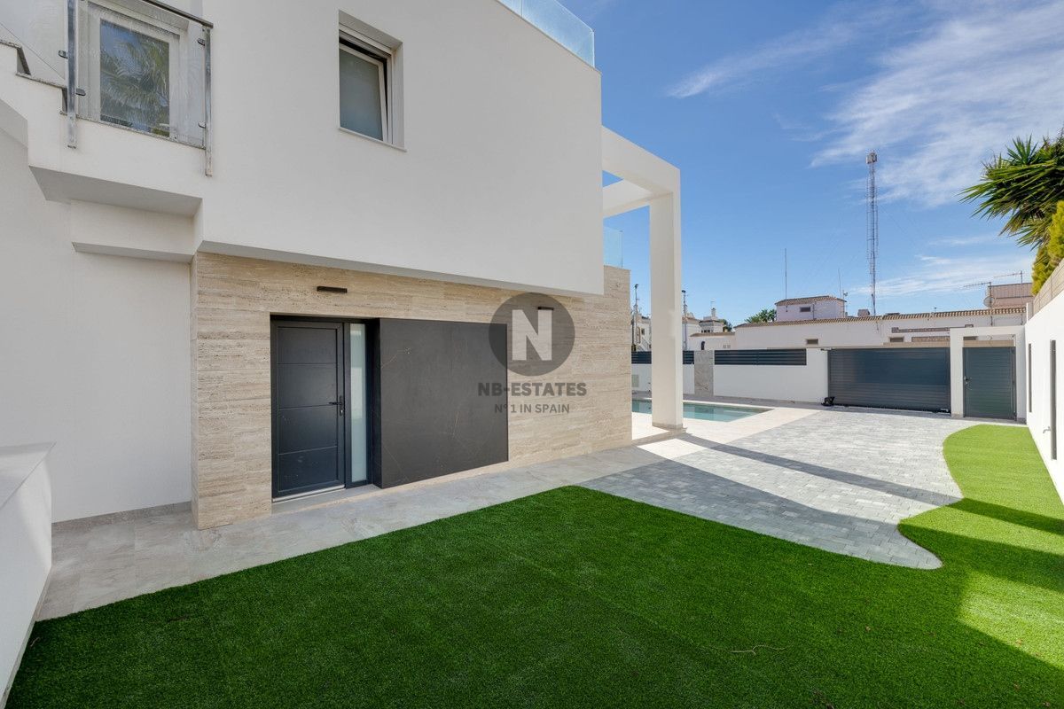 Villa te koop in Torrevieja, Alicante - Foto 4