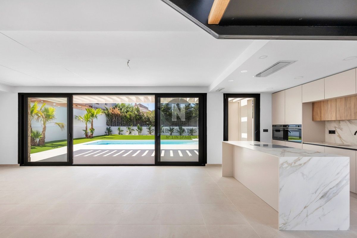 Villa te koop in Torrevieja, Alicante - Foto 3