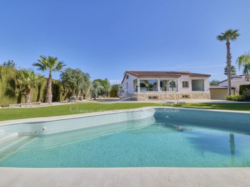 Chalet Independiente en venta Alicante/Alacant, Alicante. Ref: 1009. MAR & GOLF UNIQUE HOMES