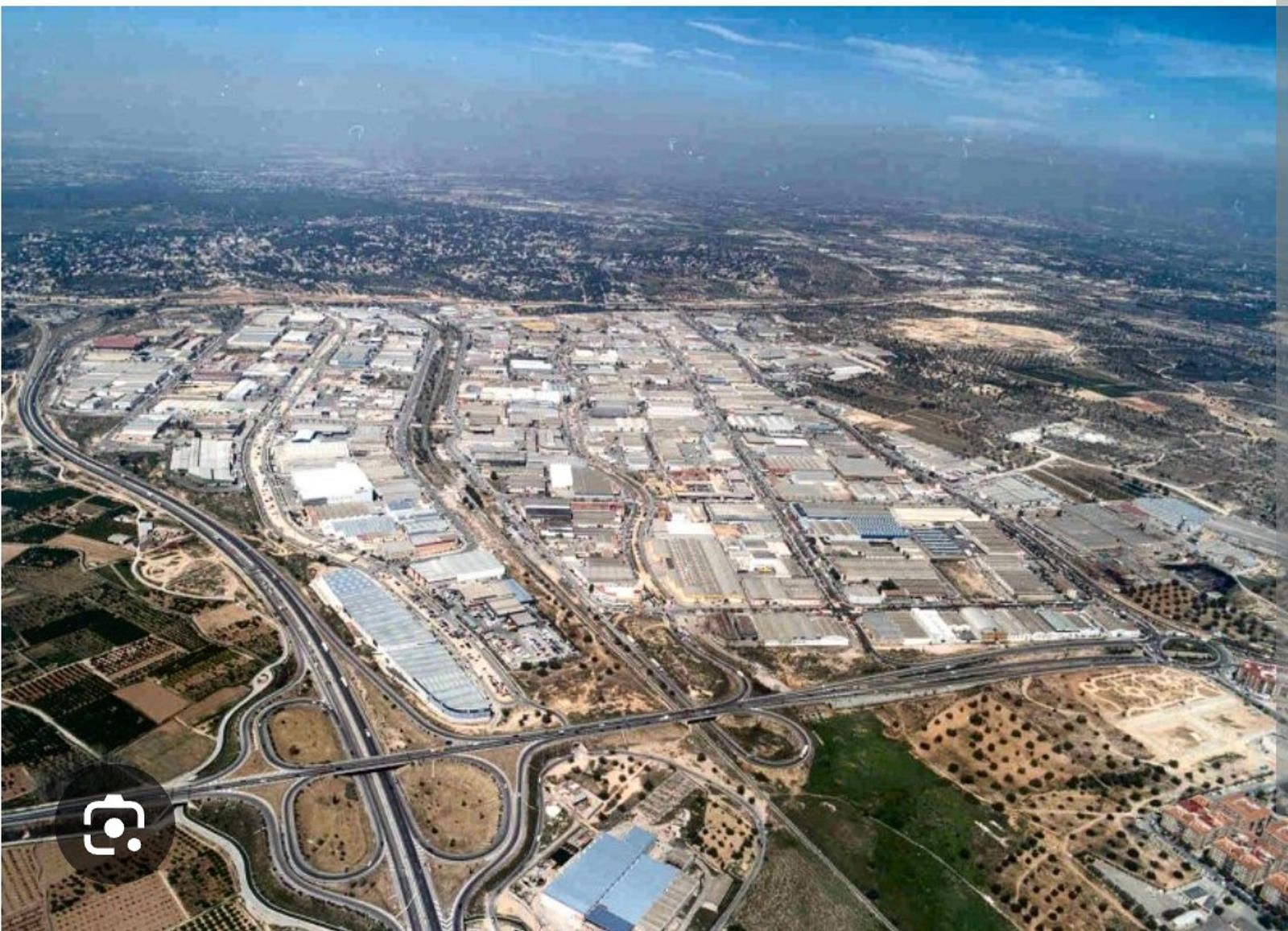 Parcela en venta Paterna, Valencia. Ref: 2587. Más Industrial