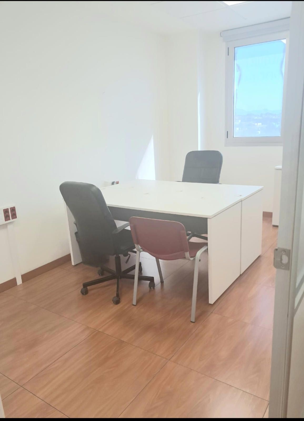 Oficina en alquiler Paterna, Valencia. Ref: 2598. Más Industrial