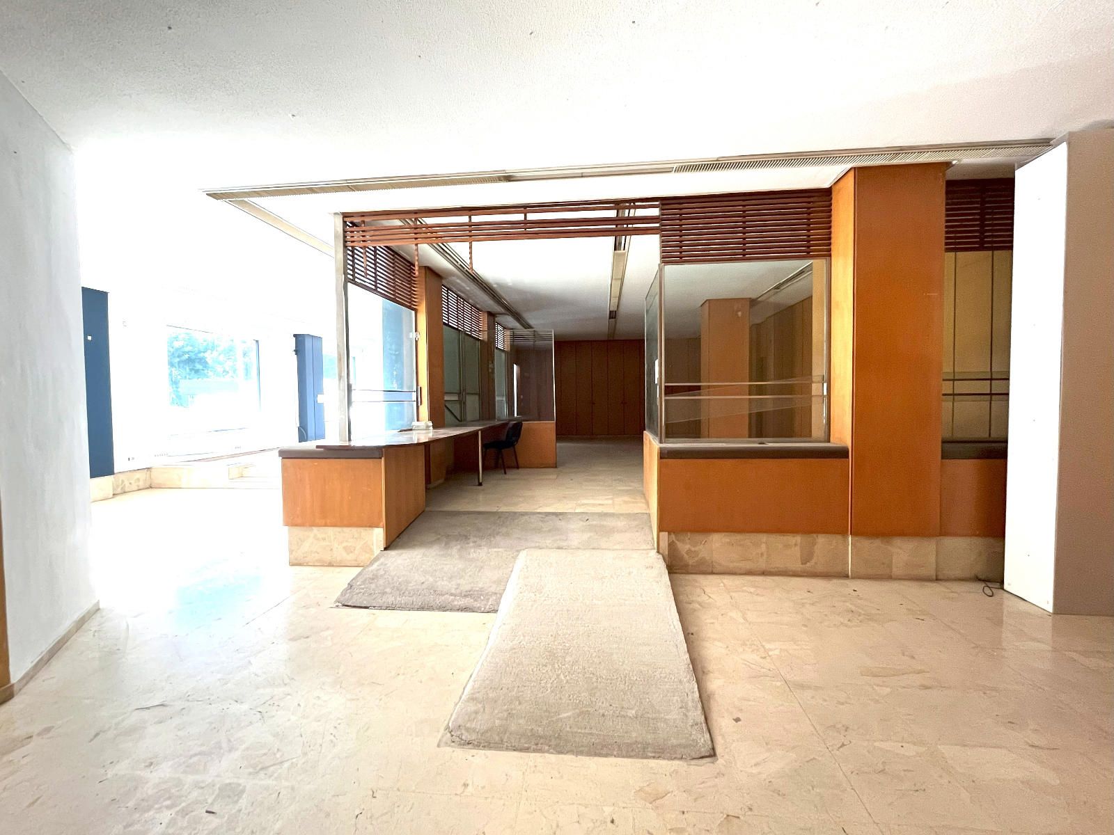 Local Comercial en alquiler Valencia. Ref: 2649. Más Industrial