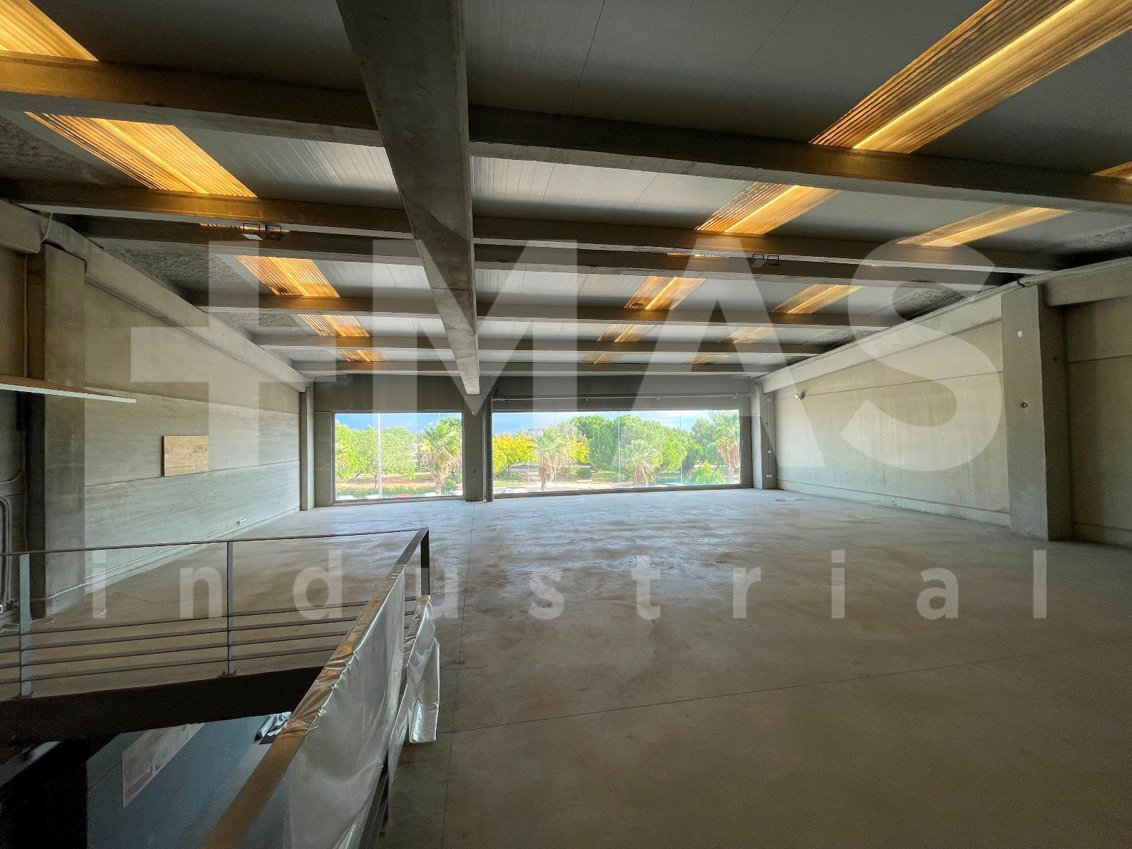 Nave Industrial en alquiler Paterna, Valencia. Ref: 2797. Más Industrial