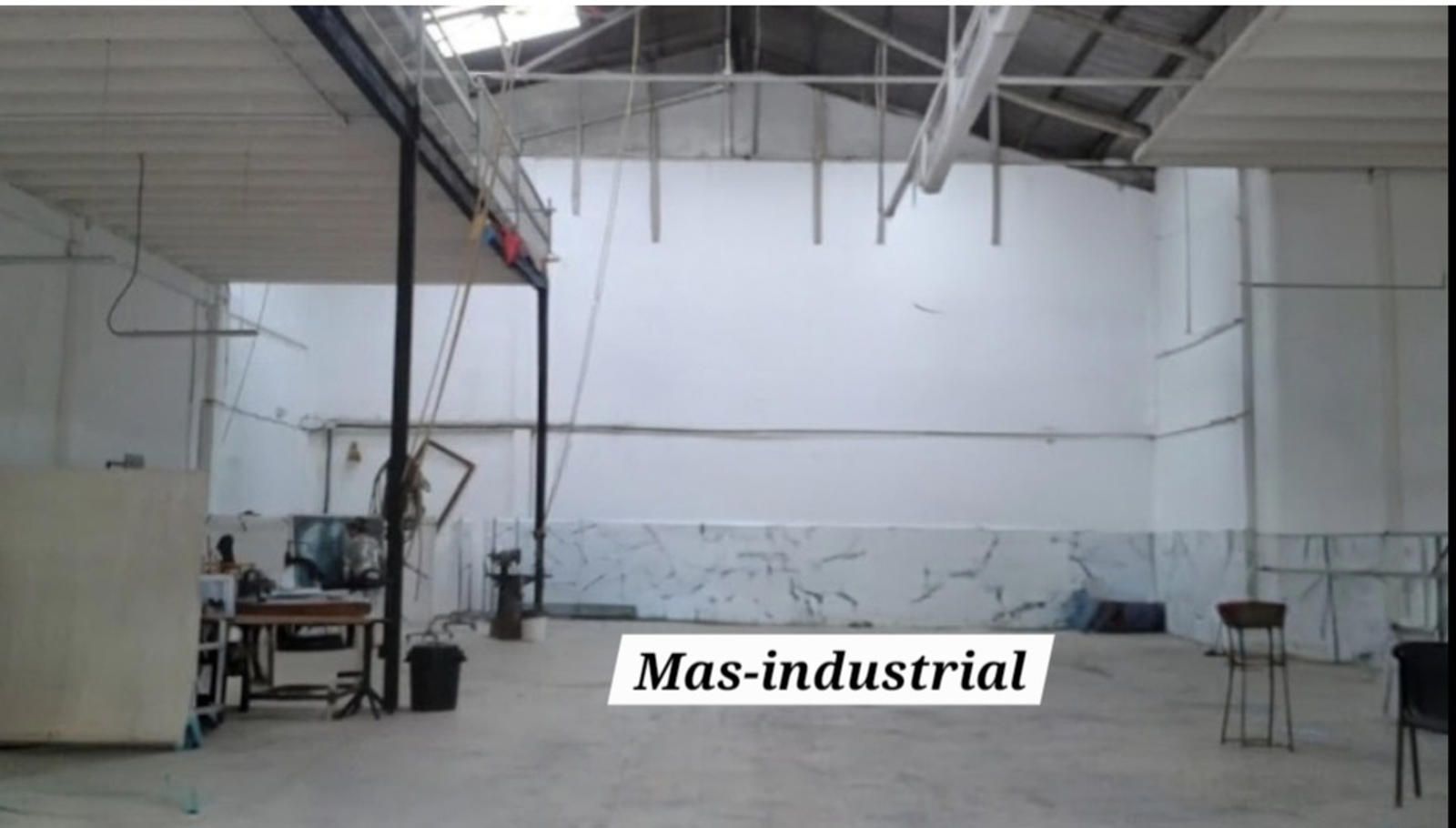 Nave Industrial en alquiler Valencia. Ref: 2988. Más Industrial