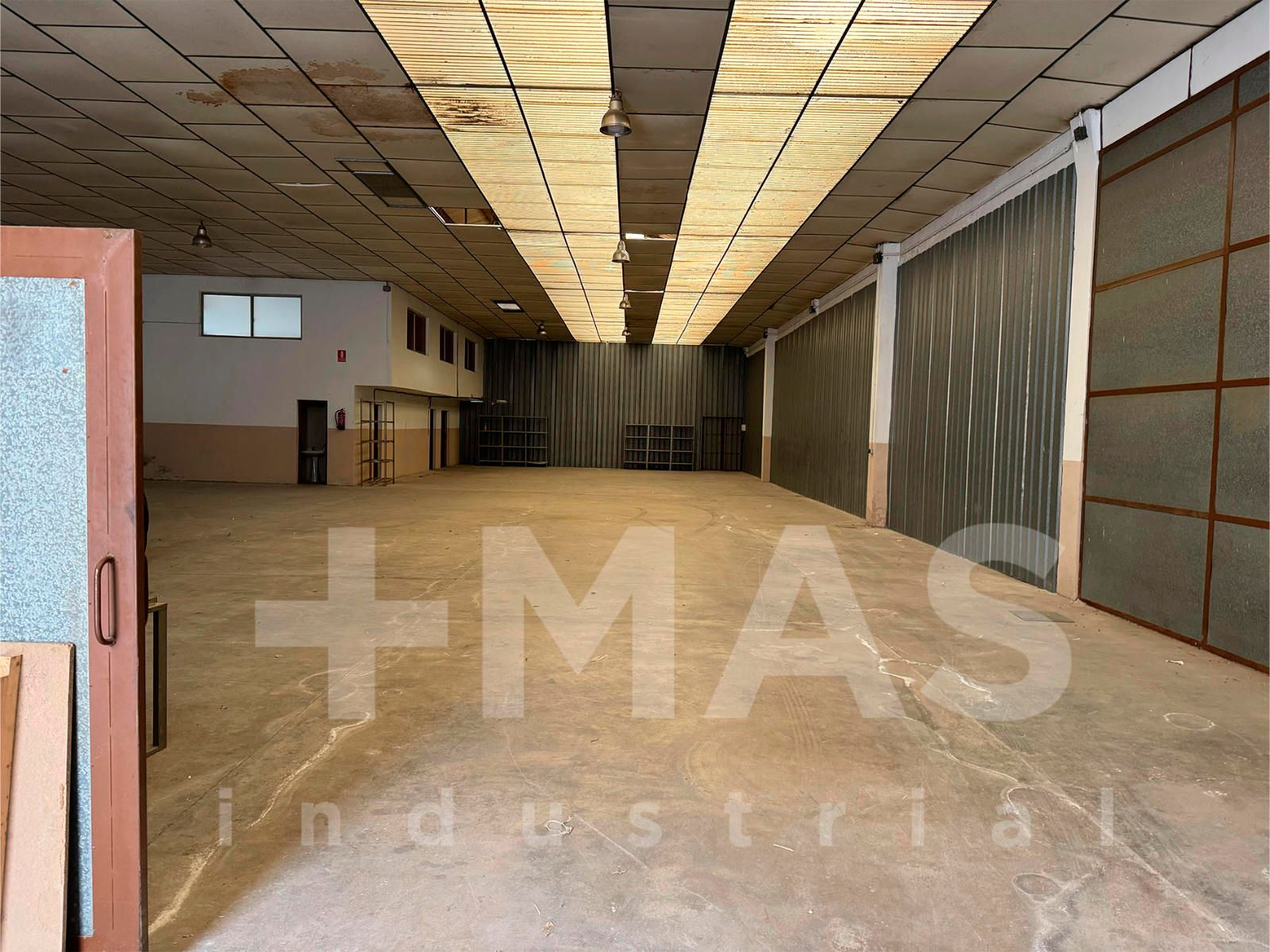Nave Industrial en alquiler Paterna, Valencia. Ref: 3115. Más Industrial
