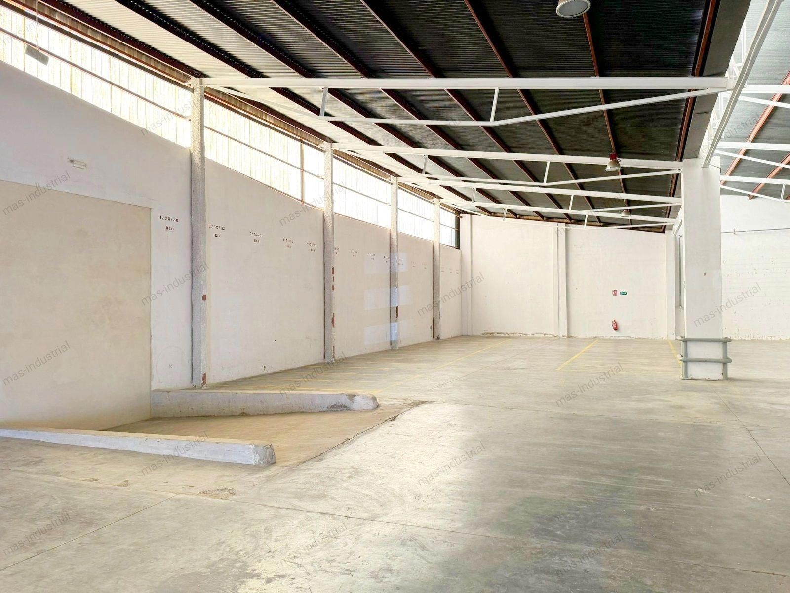 Nave Industrial en venta Paterna, Valencia. Ref: 3137. Más Industrial