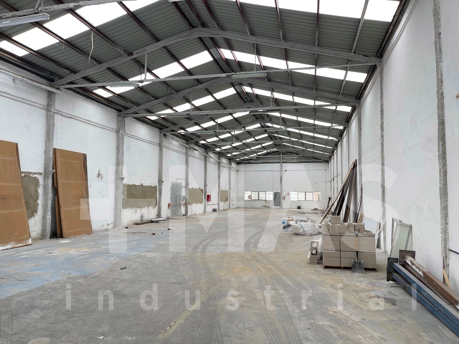 Nave Industrial en venta Paterna, Valencia. Ref: 3138. Más Industrial