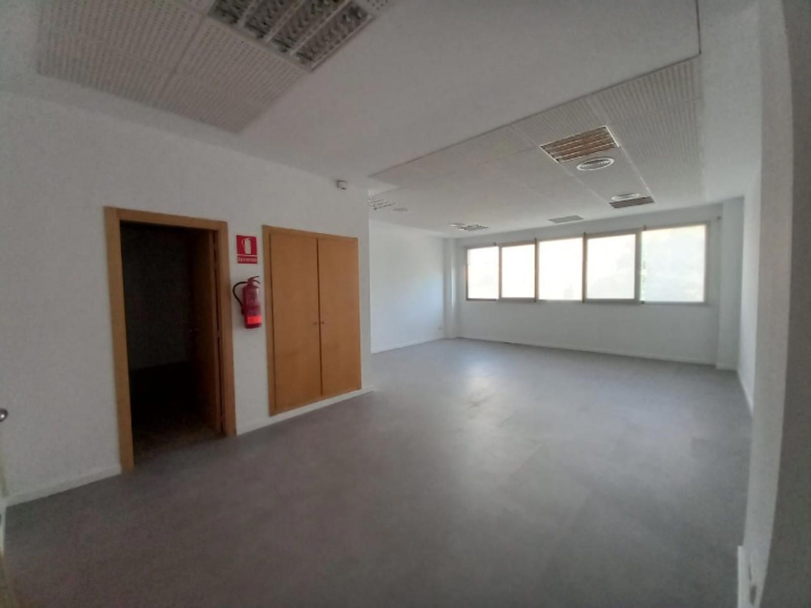 Oficina en alquiler Paterna, Valencia. Ref: 3162. Más Industrial