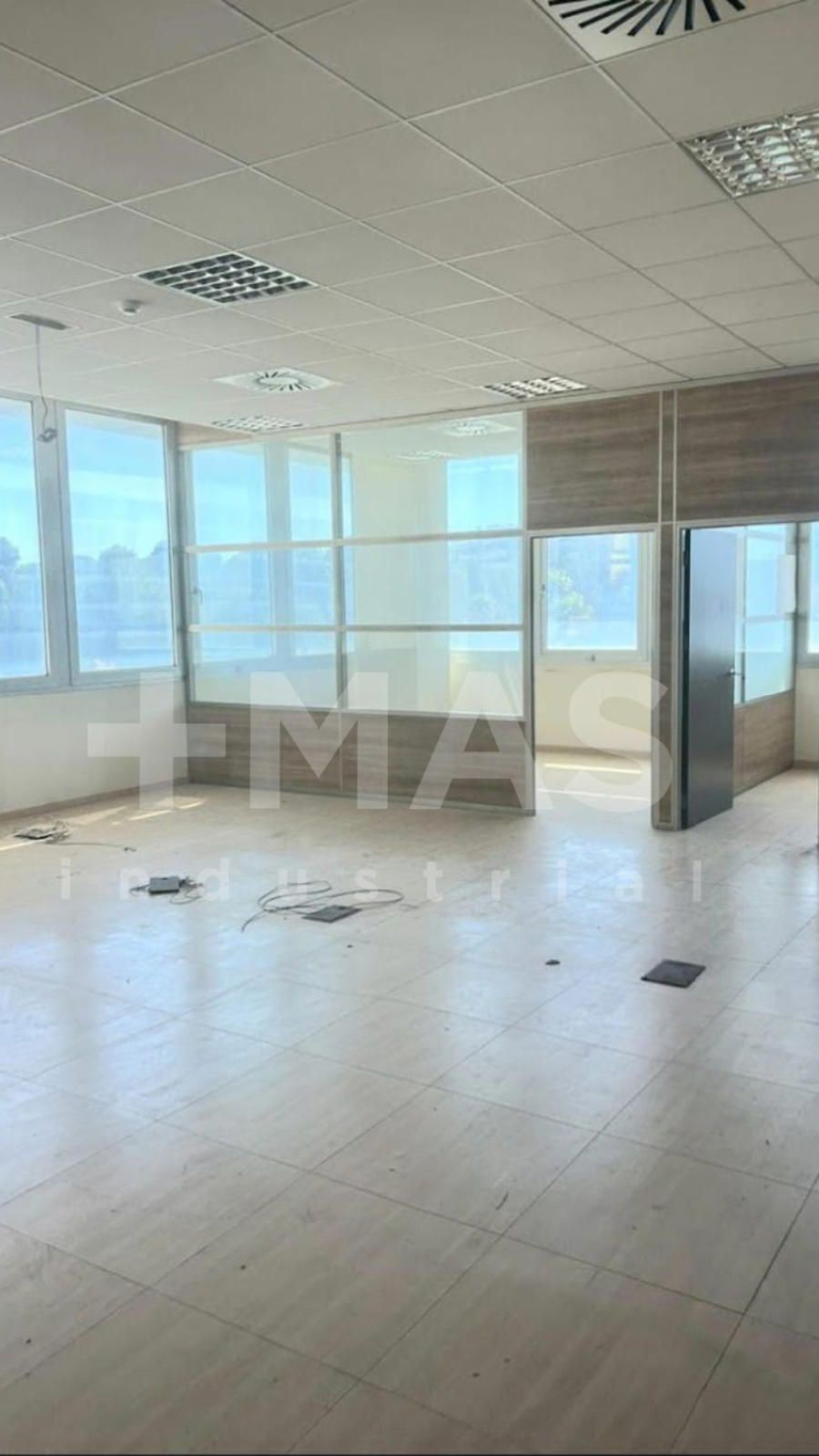 Oficina en alquiler Paterna, Valencia. Ref: 3208. Más Industrial