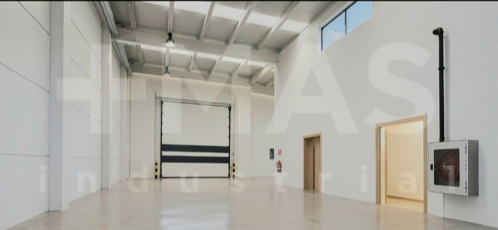 Nave Industrial en venta Paterna, Valencia. Ref: 3381. Más Industrial
