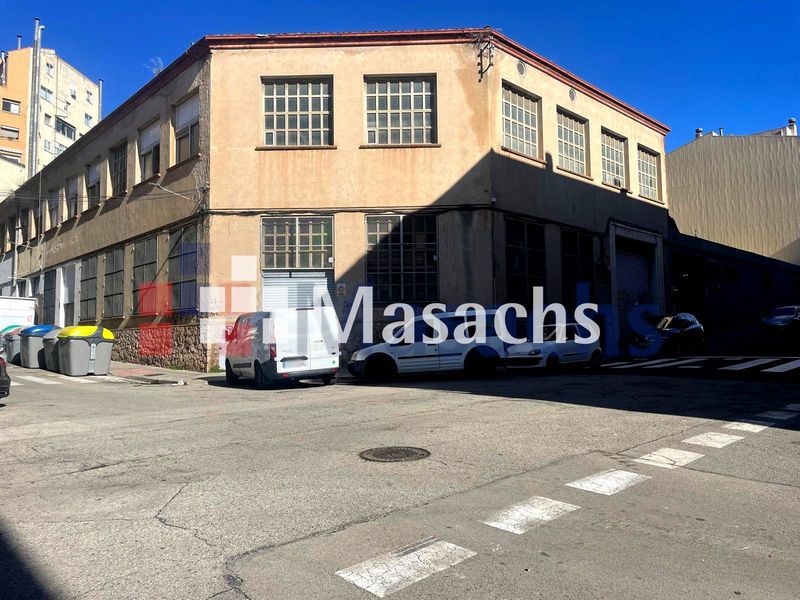 Local Comercial en venta y alquiler Terrassa, Barcelona. Ref: 10523. Masachs