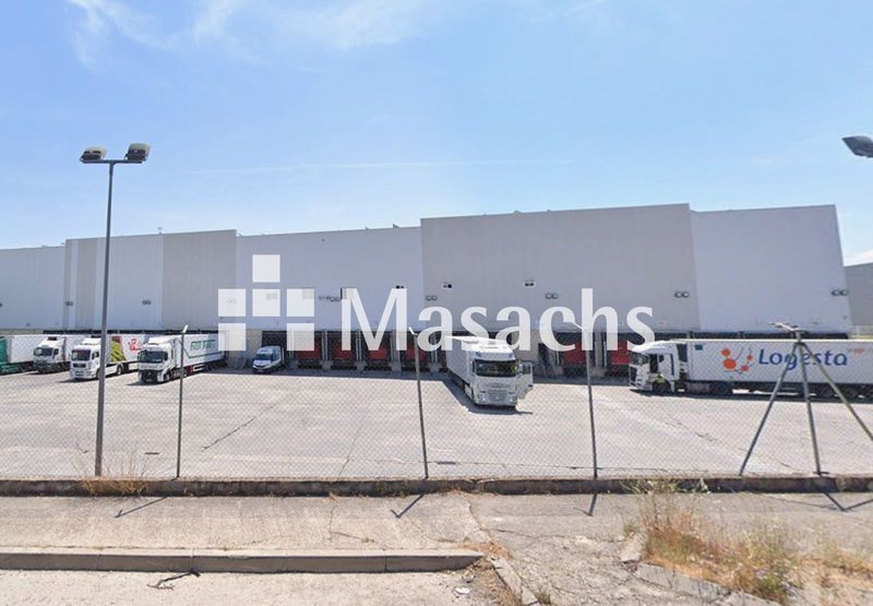 Logistic warehouse for sale and rent Valdemoro, Madrid. Ref: 10625. Masachs