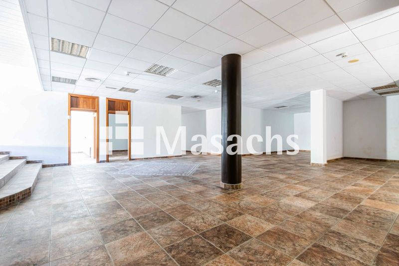 Local Comercial en venta y alquiler Terrassa, Barcelona. Ref: 11313. Masachs