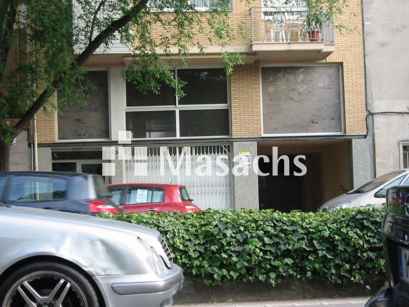 Local Comercial en venta y alquiler Terrassa, Barcelona. Ref: 1880. Masachs