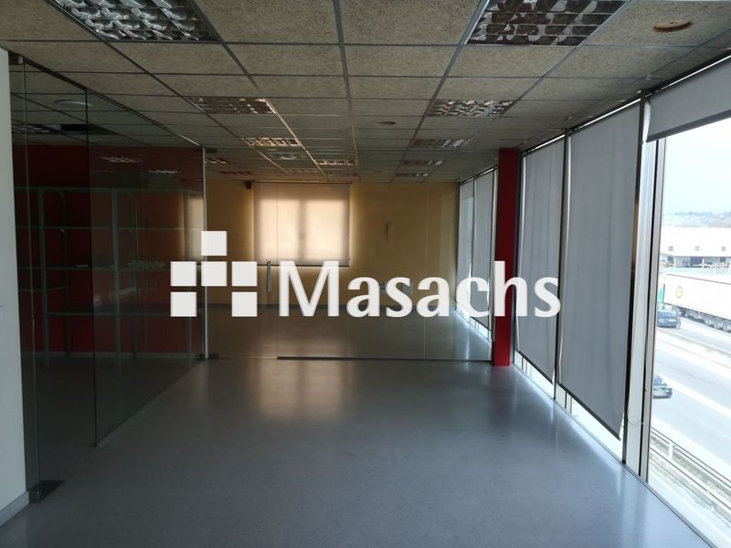 Office for rent Cornella Del Terri, Girona. Ref: 8332. Masachs