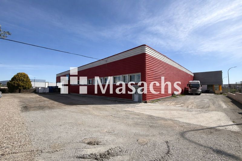 Nave Industrial en venta Sant Esteve Sesrovires, Barcelona. Ref: 8751. Masachs