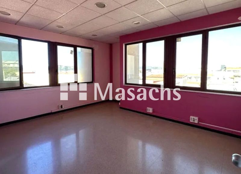 Oficina en alquiler Cornellà de Llobregat, Barcelona. Ref: 9977. Masachs