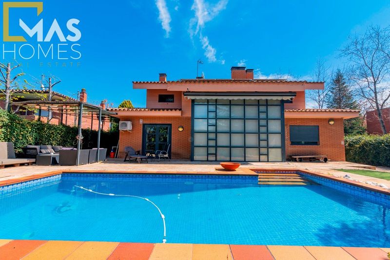 Chalet Independiente en venta Sant Cugat del Vallès, Barcelona. Ref: 1092. Mas Homes