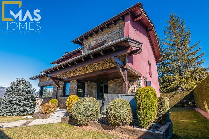 Chalet Independiente en venta Bellver de Cerdanya, Lleida. Ref: 1225. Mas Homes
