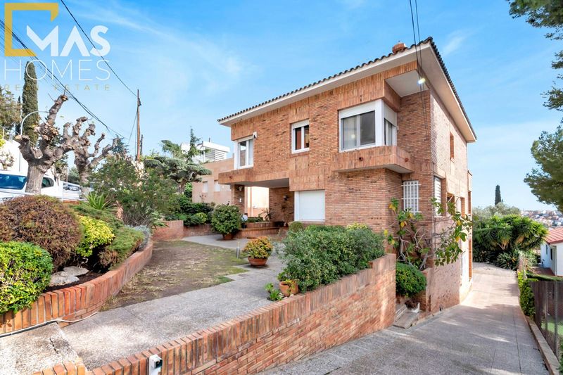 Chalet Independiente en venta Sant Just Desvern, Barcelona. Ref: 1337. Mas Homes