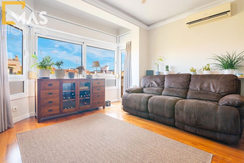 Piso en venta Mataró, Barcelona. Ref: 1351. Mas Homes