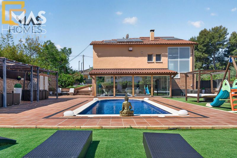 Chalet Independiente en venta Ametlla De Casserres, L