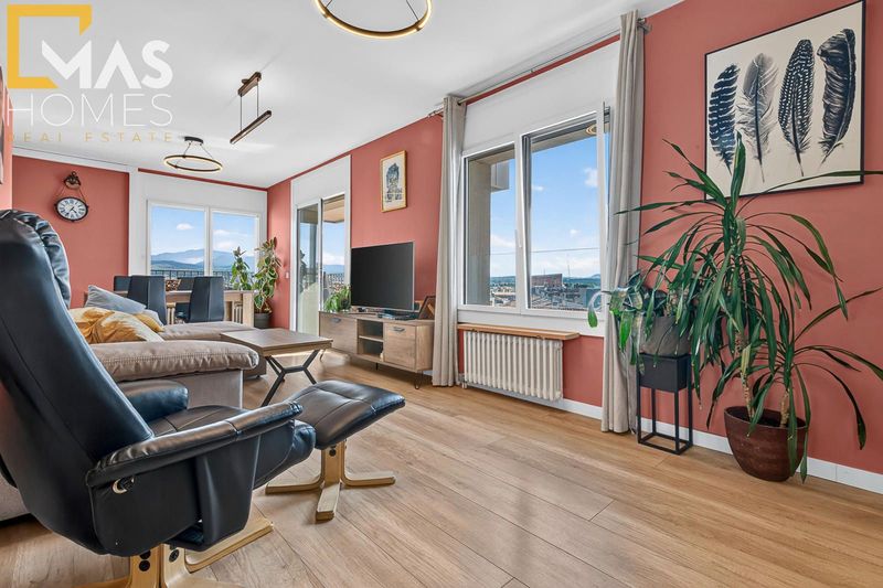 Flat for sale Vic, Barcelona. Ref: 1433. Mas Homes
