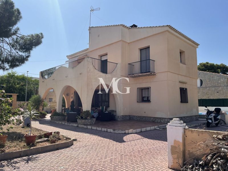 отдельная вилла на продажу Moncada, Valencia. Ref: 1077. Melya Group