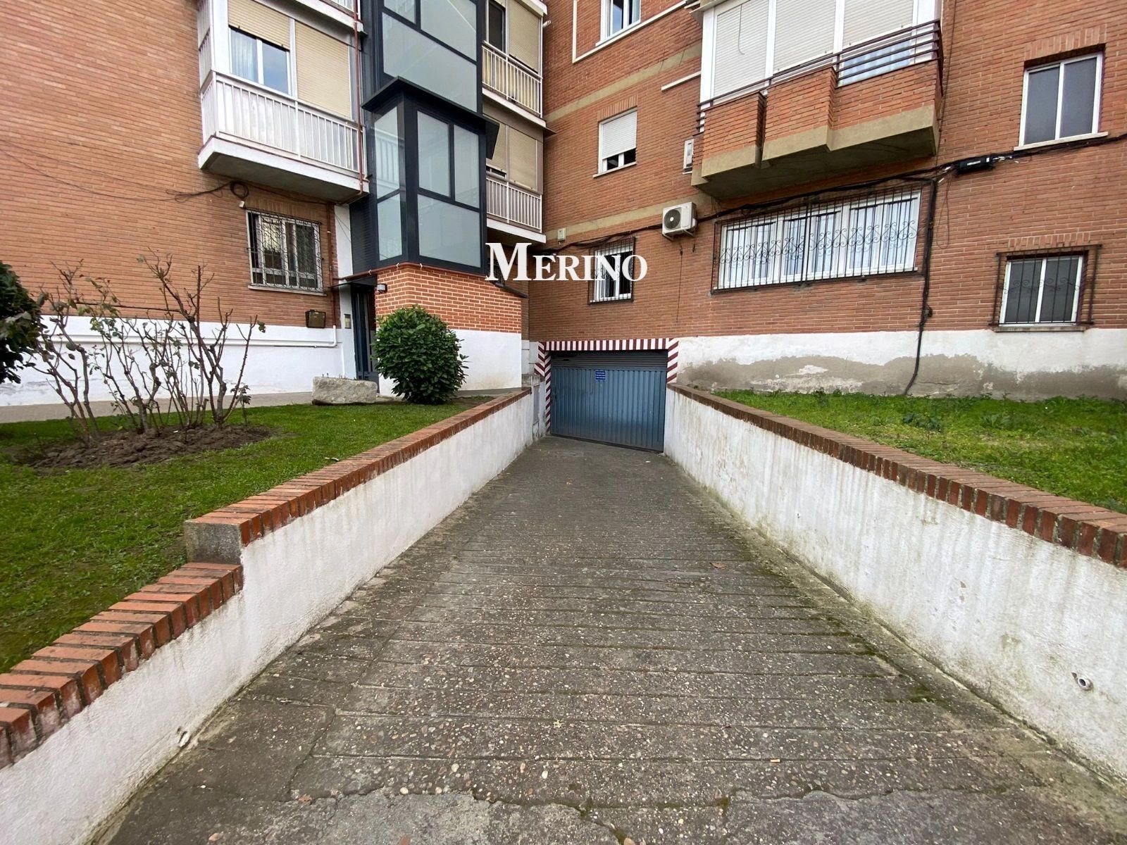Garaje en venta Madrid. Ref: 2307. Merino Inmobiliaira