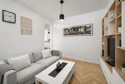 Piso en venta Madrid. Ref: 2357. Merino Inmobiliaira