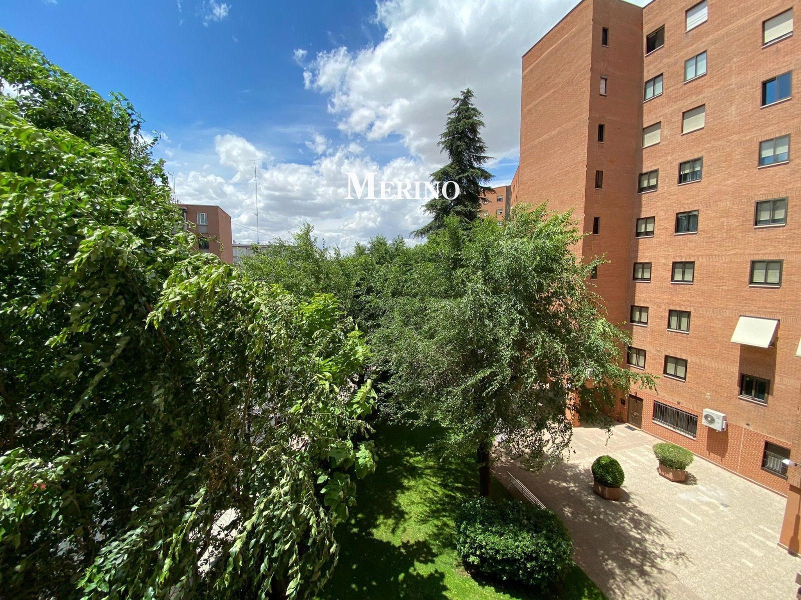 Piso en venta Madrid. Ref: 2483. Merino Inmobiliaria